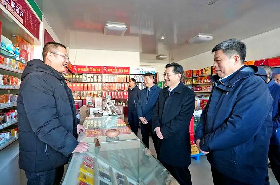顾厚武在临沂调研乡村振兴工作并看望省派第一书记